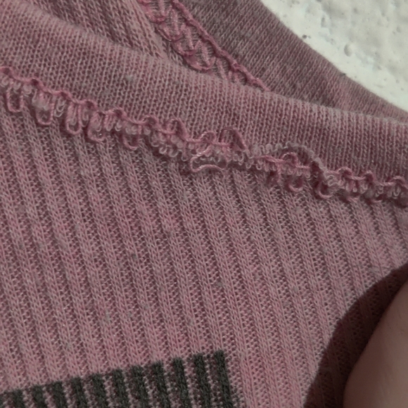 Pink Victoria Secret Kiss Me I'm One in a Million tank top racer back small - Picture 6 of 6